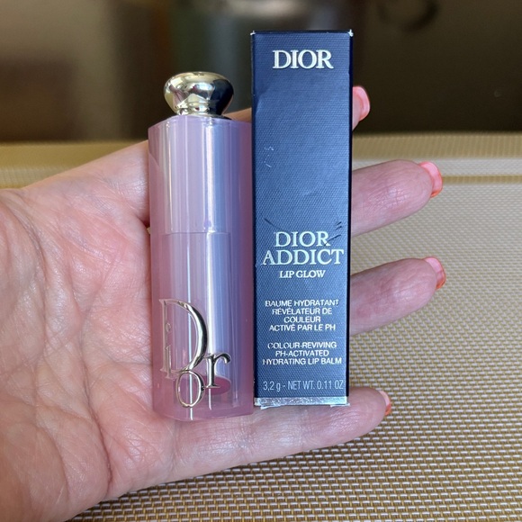 Dior Addict Lip Balm in #031 Strawberry 🍓 - Picture 6 of 7